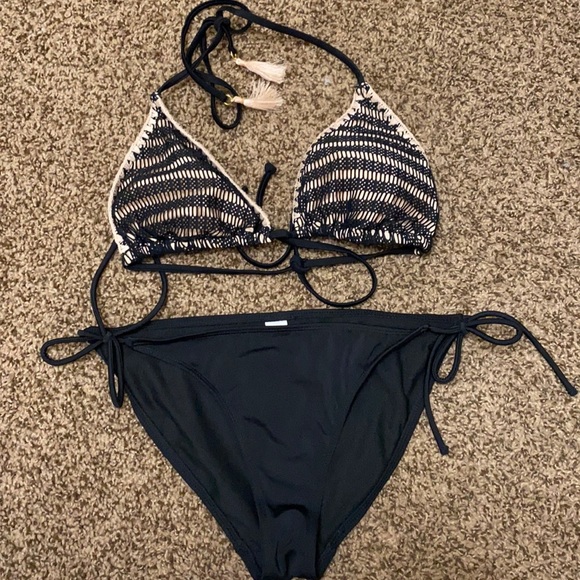 bathing suit - Picture 1 of 2